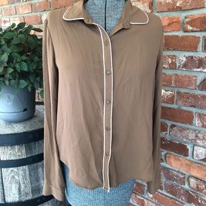 F21 Contemporary top